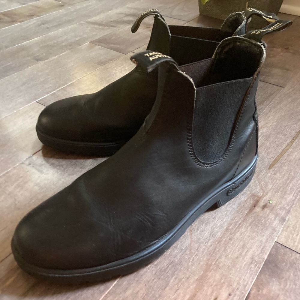 Blundstone Original black leather Chelsea boots 9D EUC